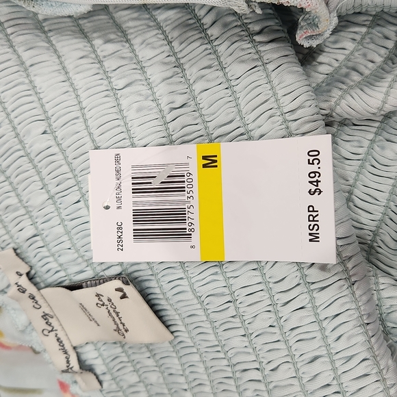 🆕️American Rag Top - Picture 5 of 5